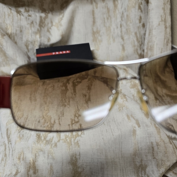 Prada Aviator Red Sunglasses Silver Tone Metal Gradient Lenses Includes Vintage - Picture 13 of 16